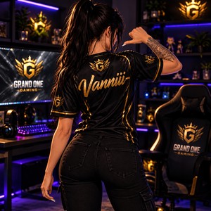 Vanniii 300x300.jpg